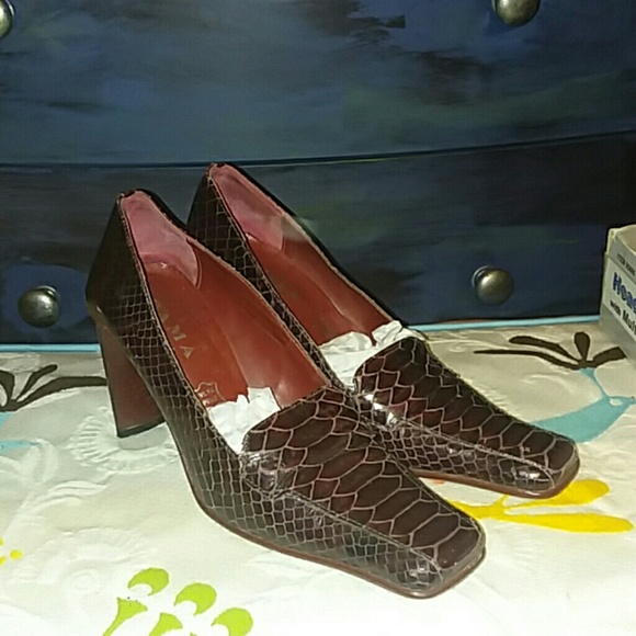 size 37 Vera Pelle Gama Made in Italy heels - Picture 1 of 6